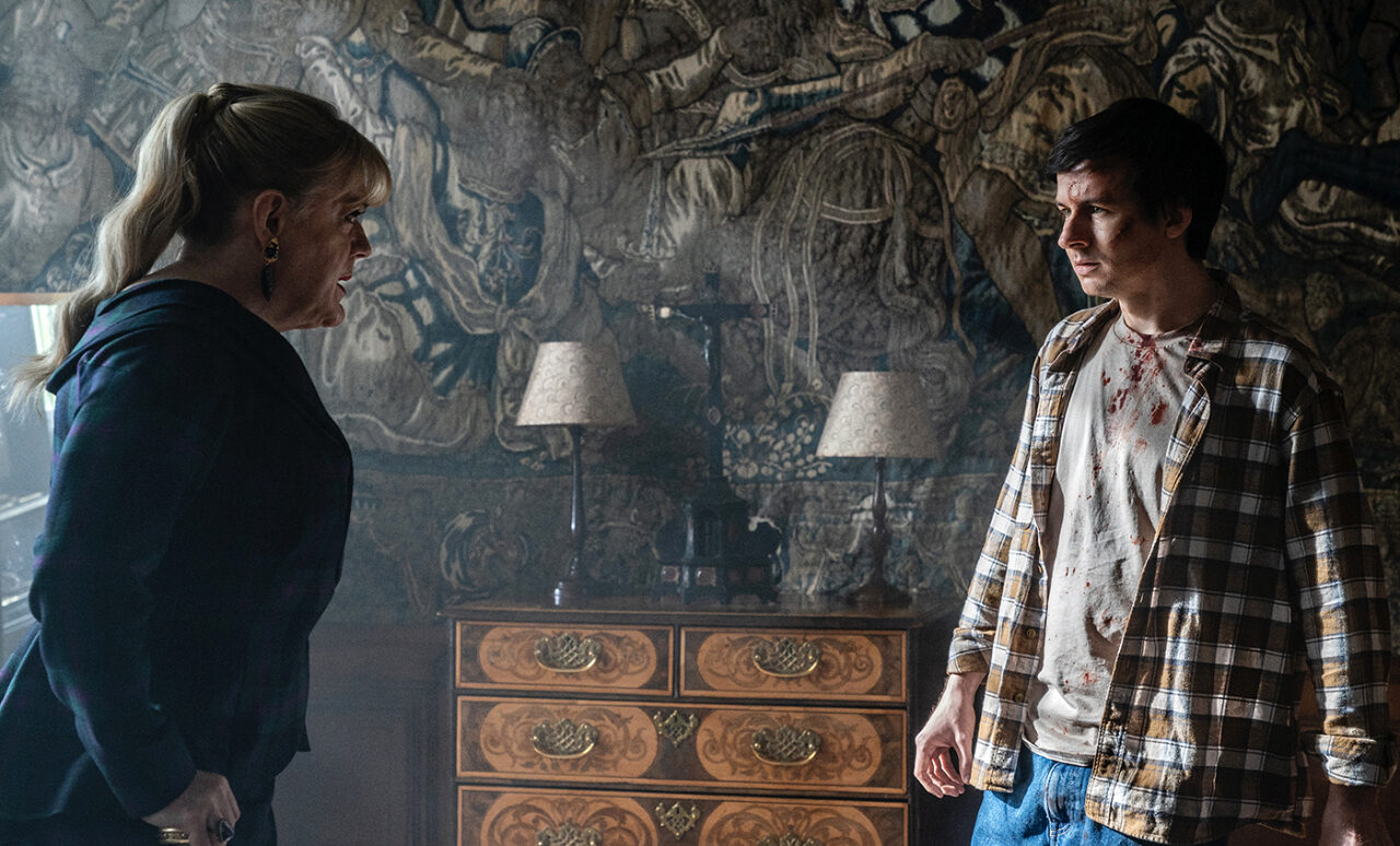 Nina Jekyll (Eddie Izzard) and Rob Stevenson (Scott Chambers) in Doctor Jekyll (2023)