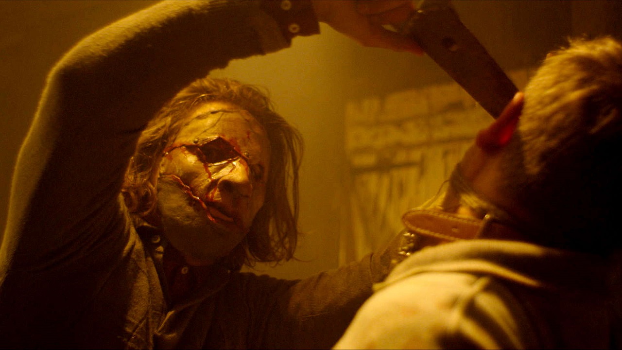 Peter Cosgrove as the Leatherface lookalike Escape from Cannibal Farm (2017)