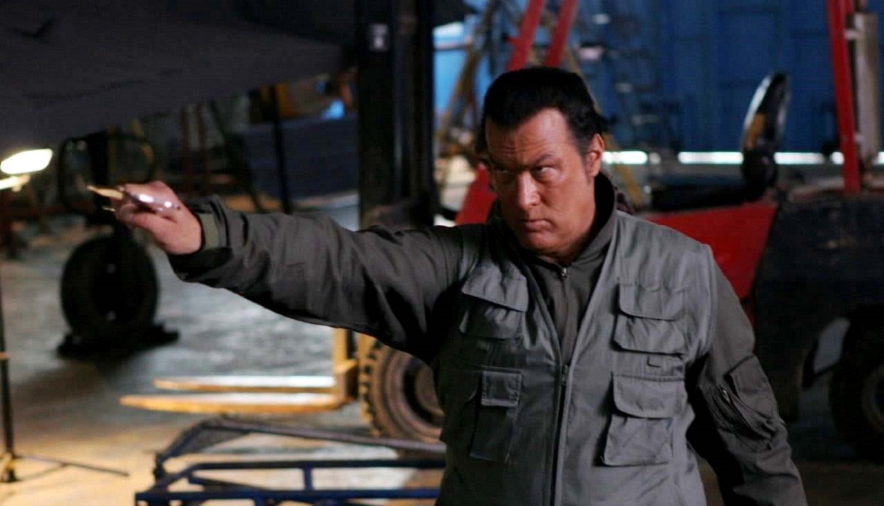 Steven Seagal as Air Force pilot John Sands in Flight of Fury (2007)