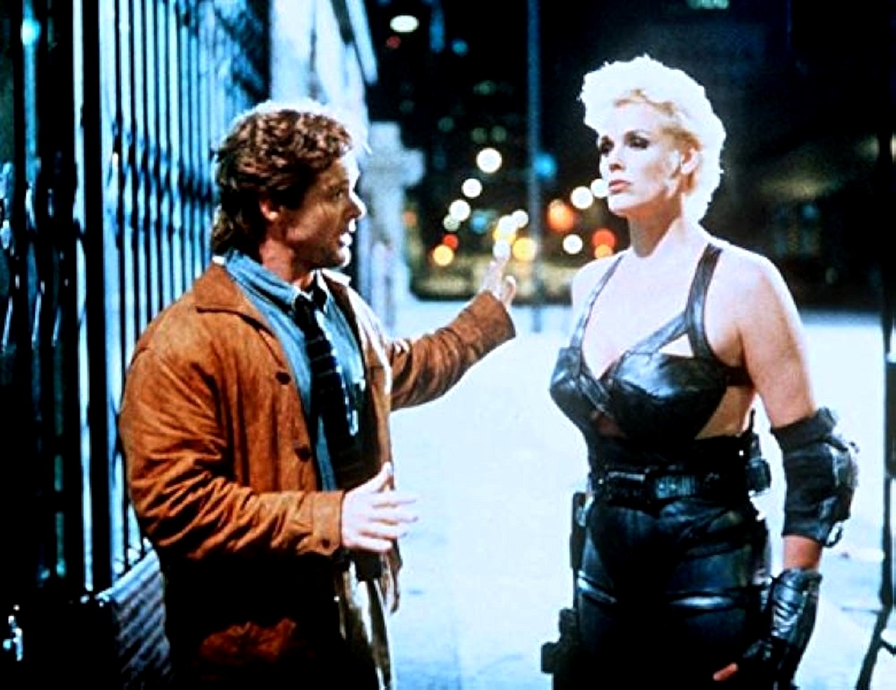 Brigitte Nielsen and John H. Brennan in Galaxis (1995)