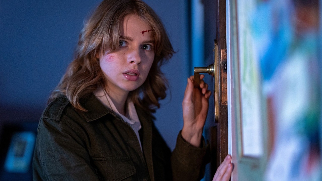 Ella Newton as teenager Amy Poynton in Girl at the Window (2022)