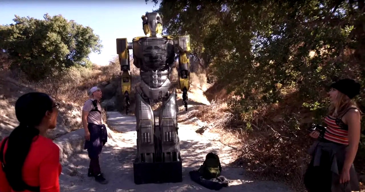 The Hornet robot in Hornet (2018)