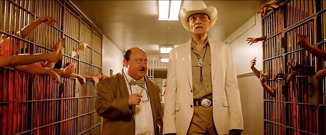 Warden Dieter Laser and Laurence R. Harvey in The Human Centipede 3 (Final Sequence) (2015)