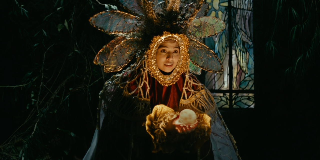 Jasmine Curtis-Smith as The Fairy in In My Mother's Skin (2023)