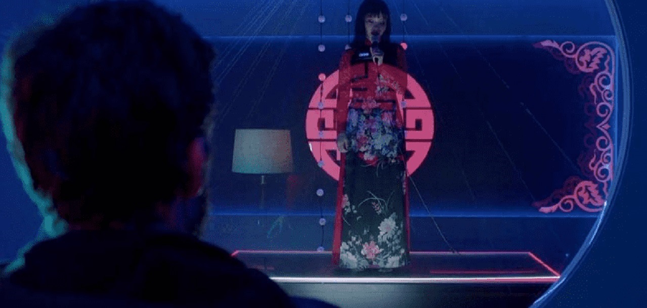 Ryan Kwanten watches Jillian Nguyen perform in Loveland (2022)