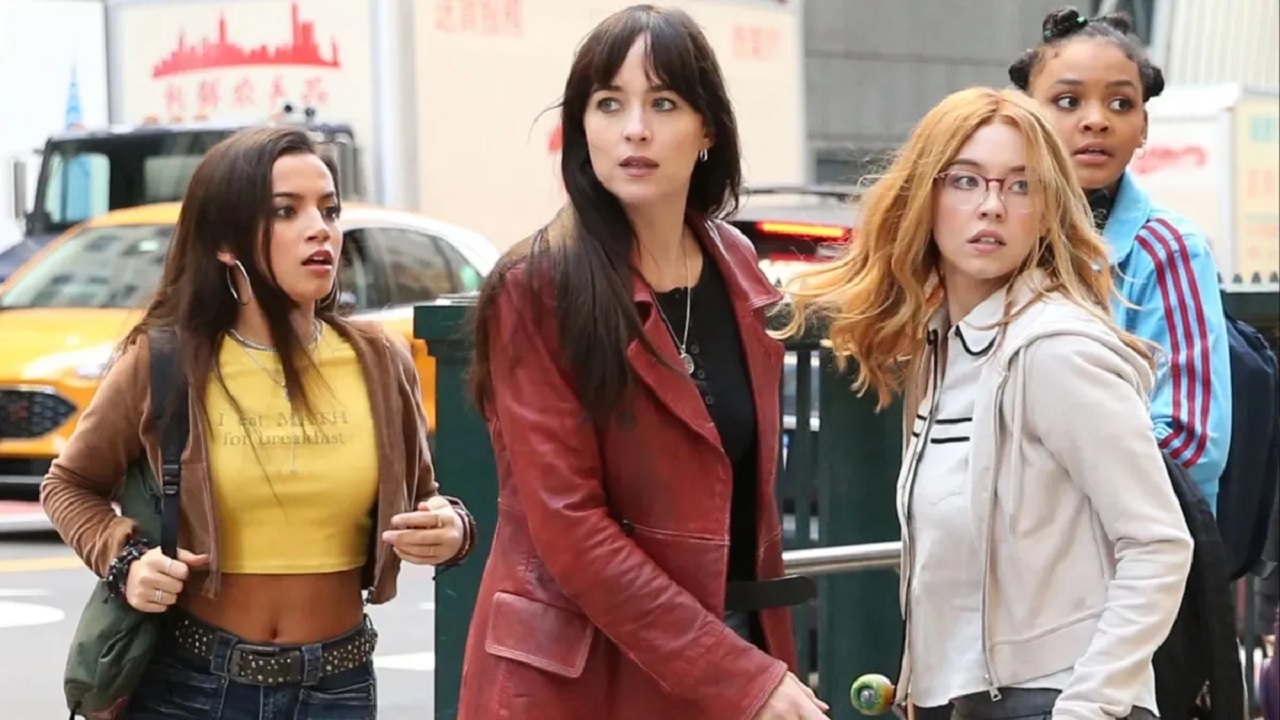 Anya Corazon (Isabella Merced), Cassandra Webb (Dakota Johnson), Julia Cornwall (Sydney Sweeney) and Mattie Franklin (Celeste O’Connor)