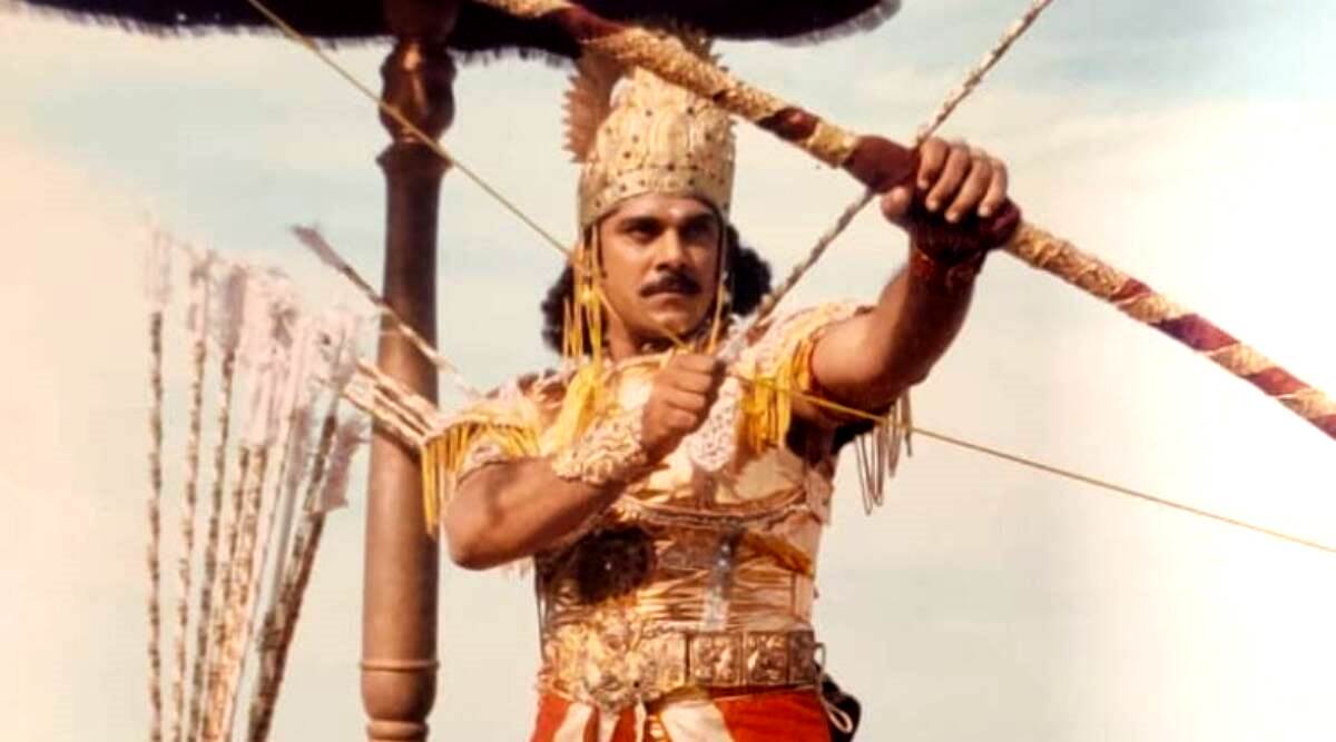 Pradeep Kumar as Arjun in Mahabharat (1965)