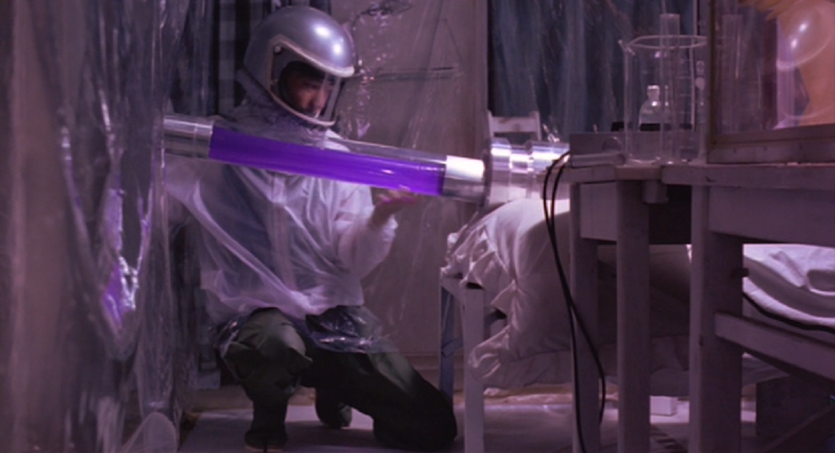 Kenji Sawada in The Man Who Stole the Sun (1979)