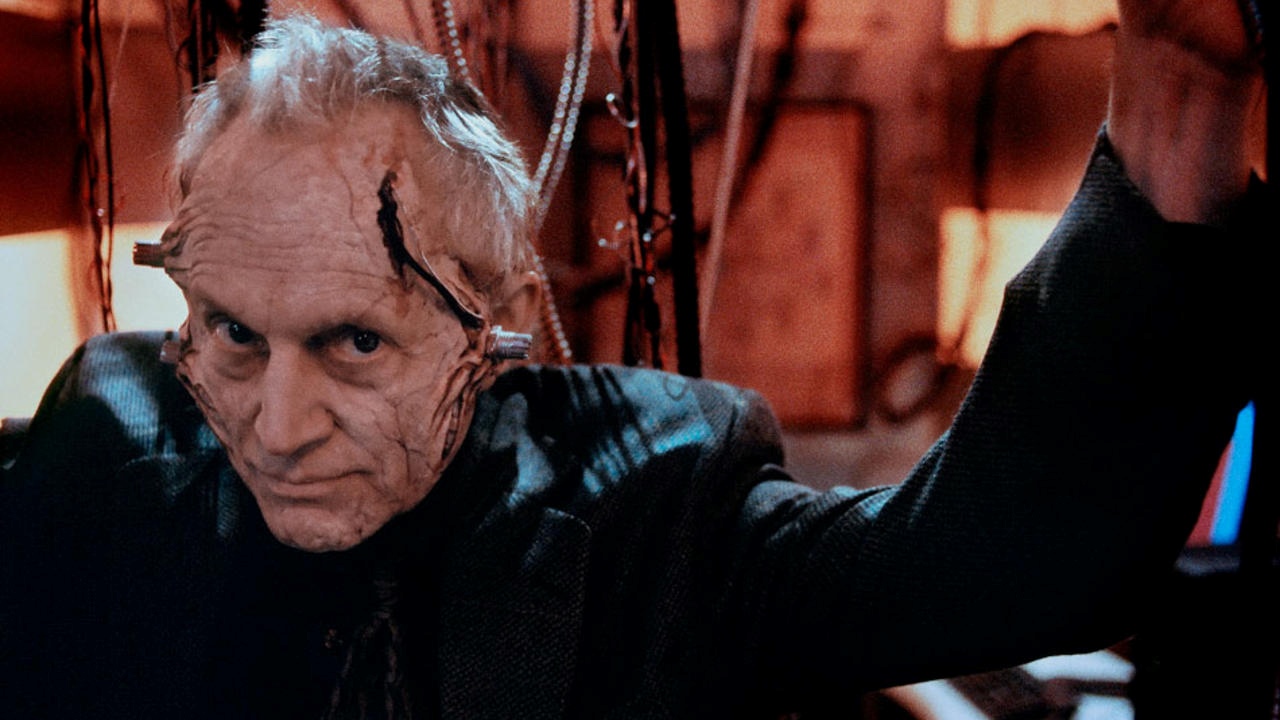 Lance Henriksen in The Mangler 2 (2001)