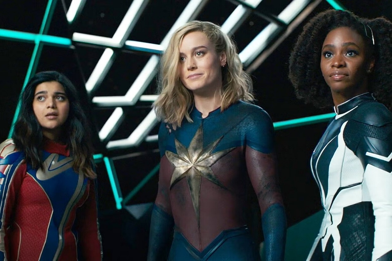 Kamala Khan/Ms. Marvel (Iman Vellani), Captain Marvel (Brie Larson) and Monica Rambeau (Teyonah Parris) in The Marvels (2023)