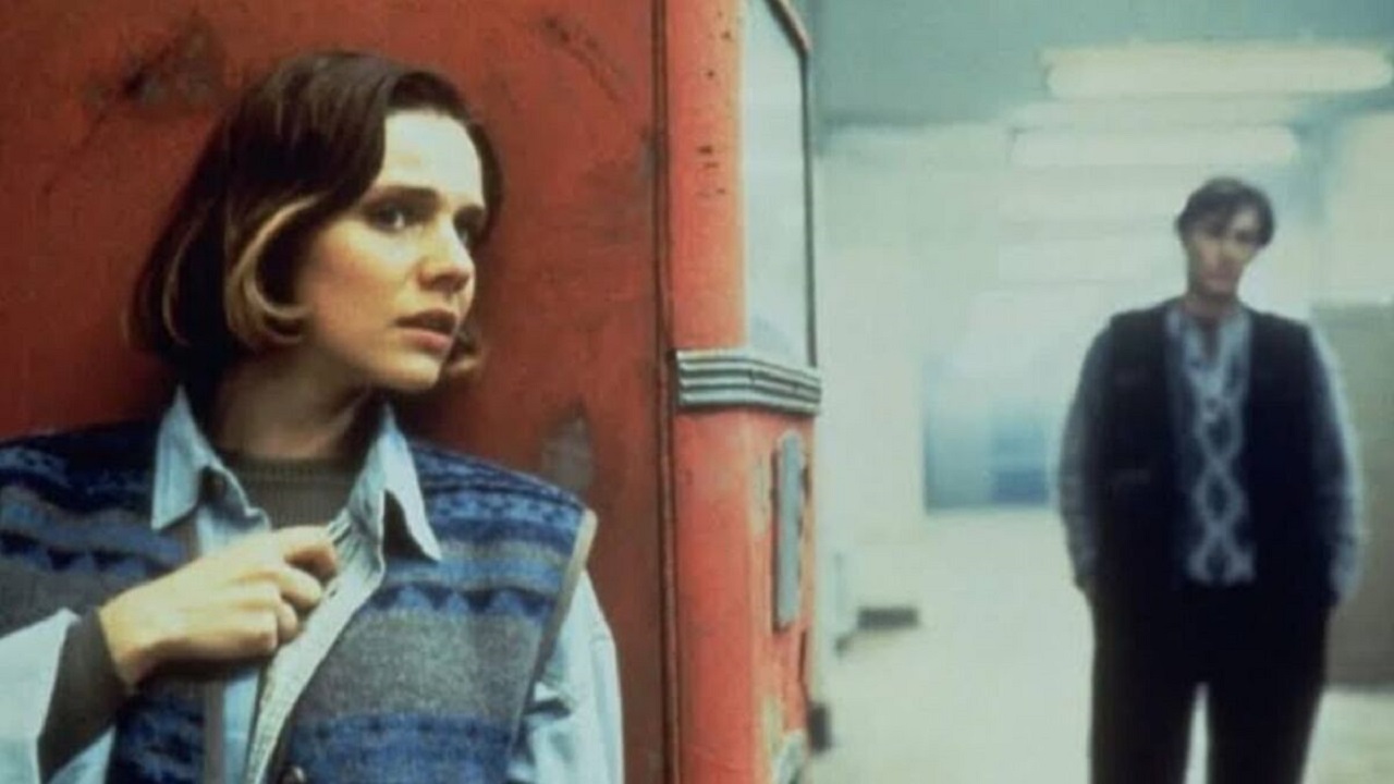 Mary Sudina on the run from the Russian underworld with Oleg Jankowskiy in Mute Witness (1995)