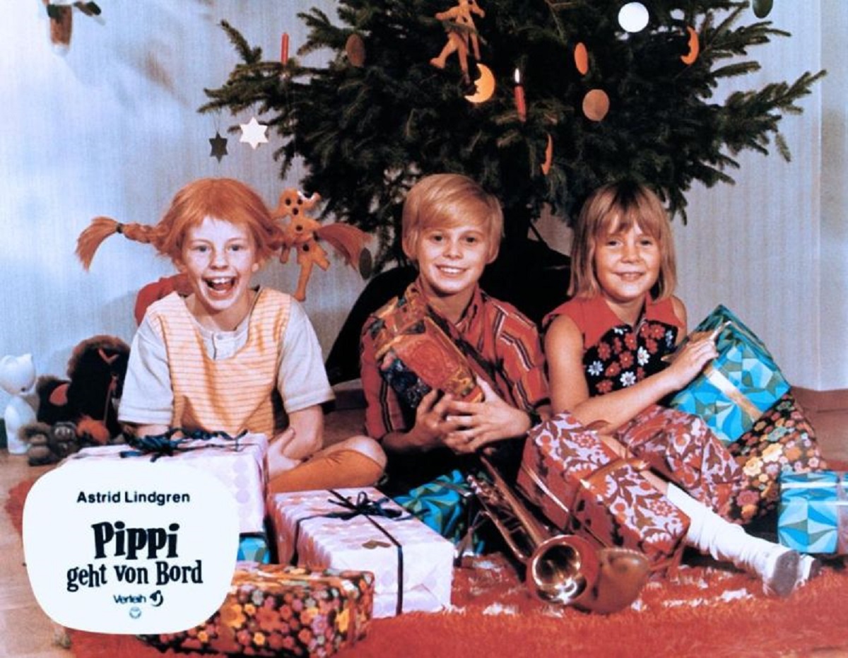 Pippi Longstocking (Inger Nilsson) and the Settigren children (Par Sundberg and Maria Persson) in Pippi Goes on Board (1970)