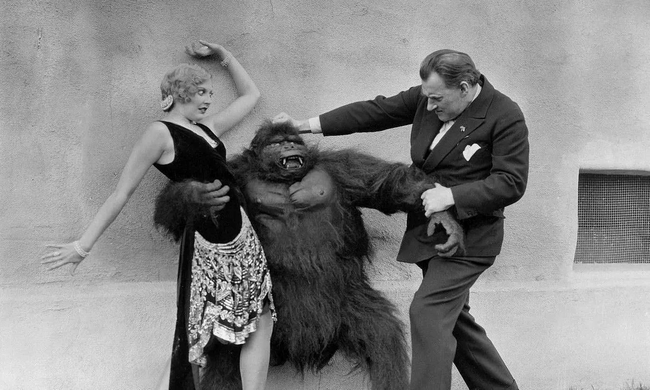 Thelma Todd and William V. Mong in Seven Footprints to Satan (1929)