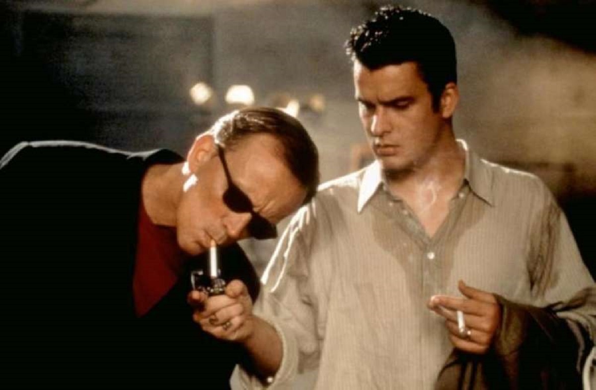 Peter Weller and Balthazar Getty in Shadow Hours (2000)