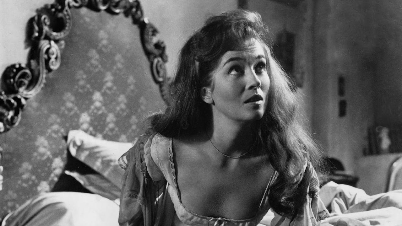 Barbara Shelley in The Shadow of the Cat (1961)