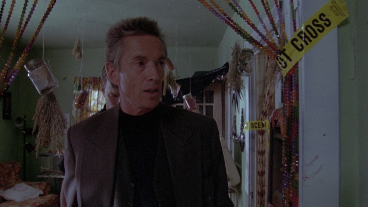 FBI agent Scott Glenn in Slaughter of the Innocents (1993)