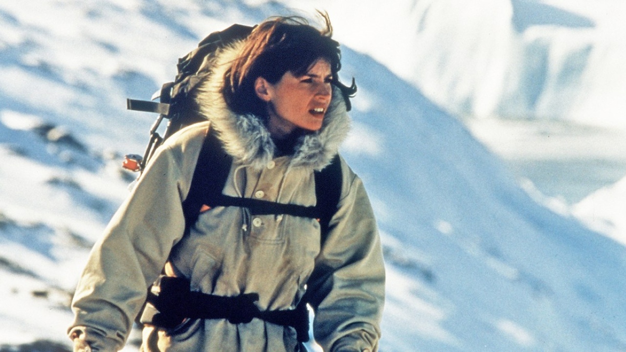 Julia Ormond as Smilla in Smilla's Sense of Snow (1997)