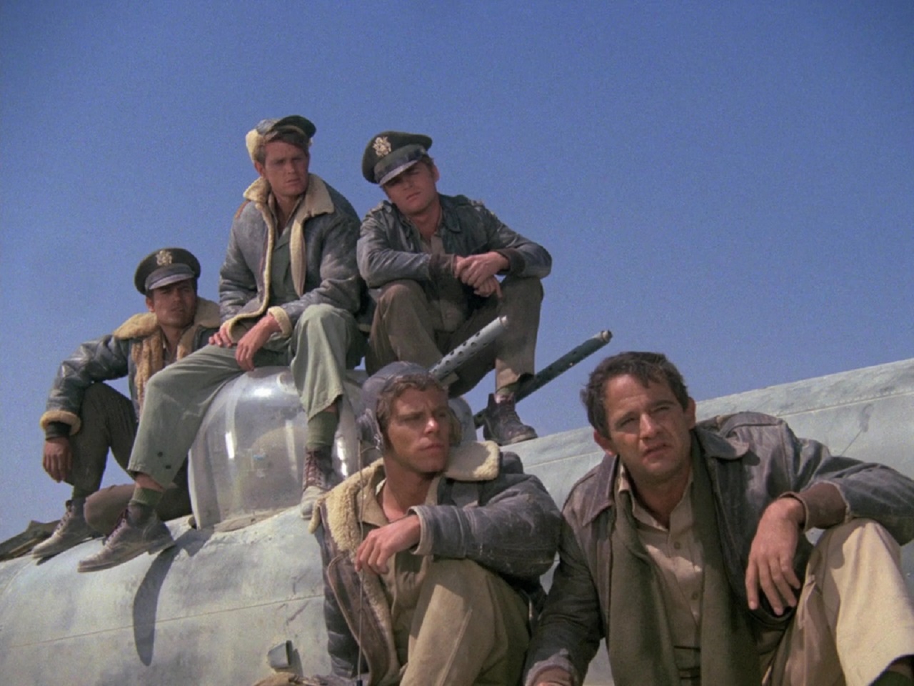 Air crash survivors - Patrick Wayne, Lawrence Casey, Brad David, Dennis Cooney and Lou Antonio in Sole Survivor (1970)