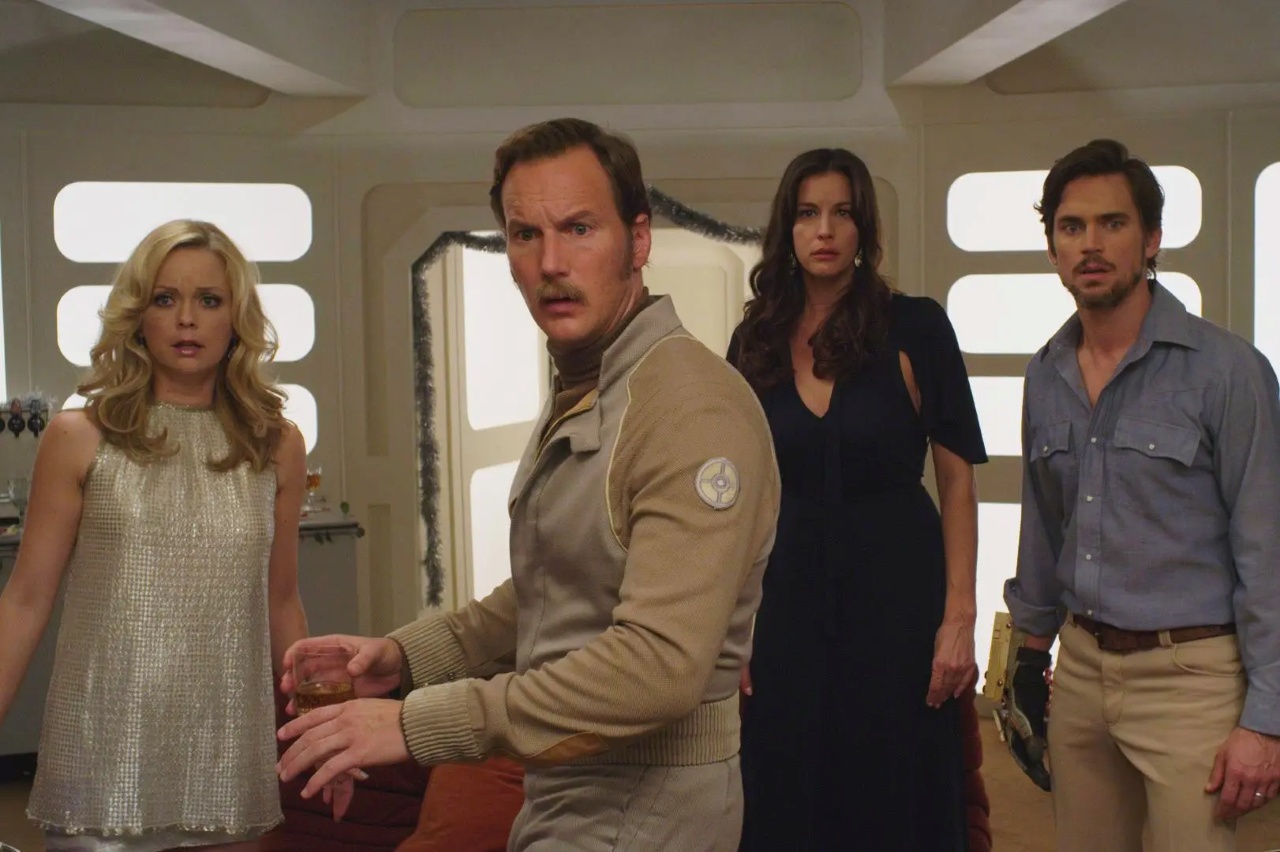 Marisa Coughlan, Patrick Wilson, Liv Tyler, Matt Bomer in Space Station 76 (2014)