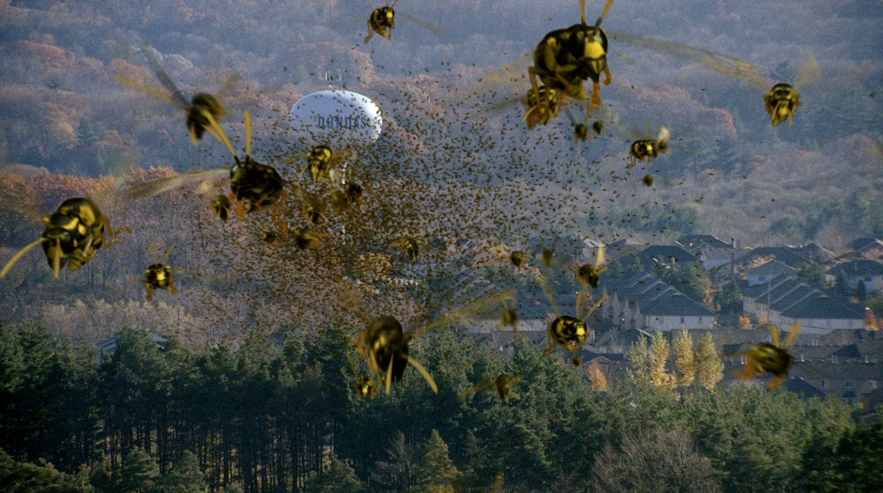 Killer wasps in Swarmed (2005)