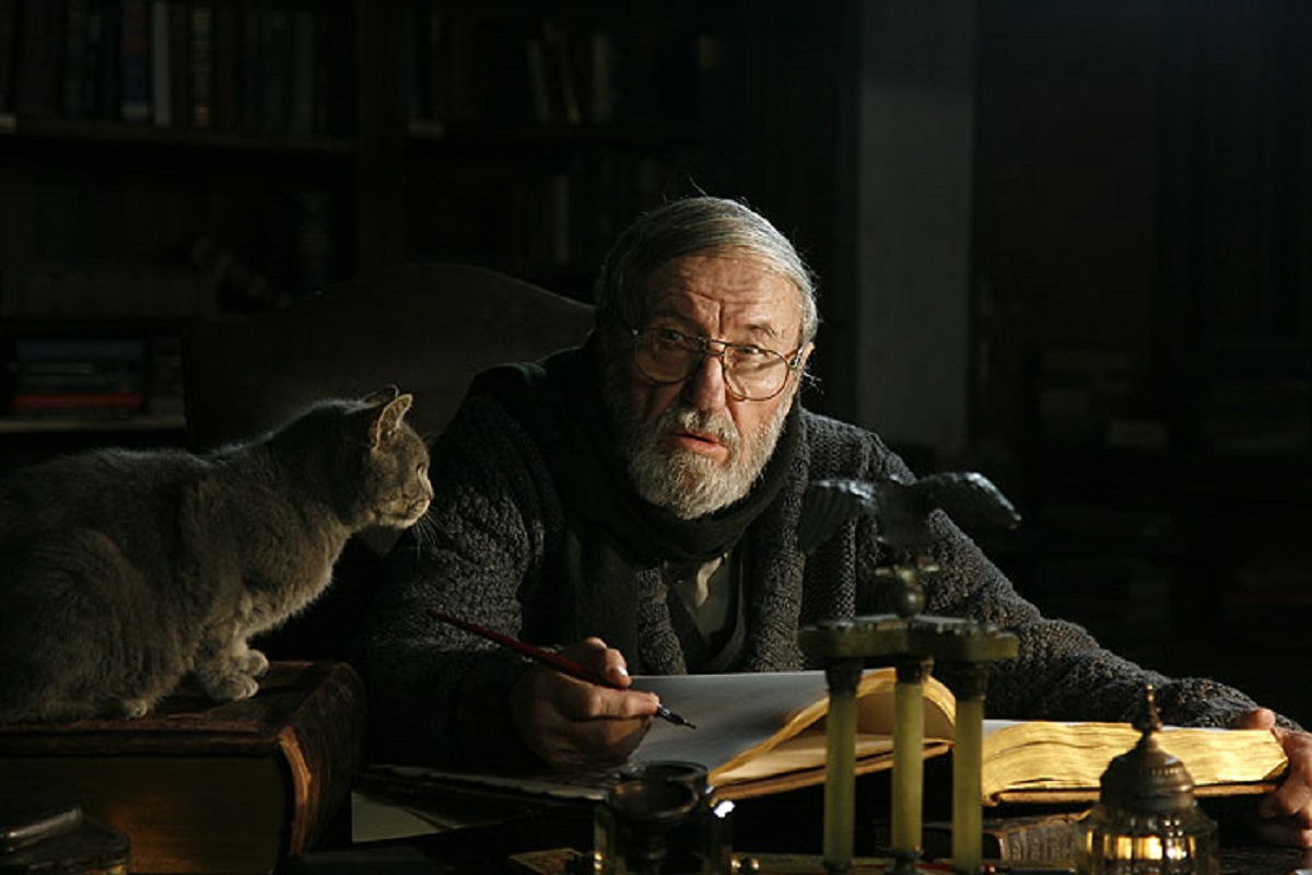 Borik Prochazka and cat in T.M.A. (2009)