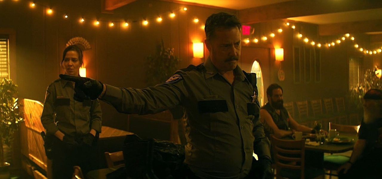 Jeremy London, Elena Sanchez, David Kallaway, Richie Montgomery in Bone Face (2025)