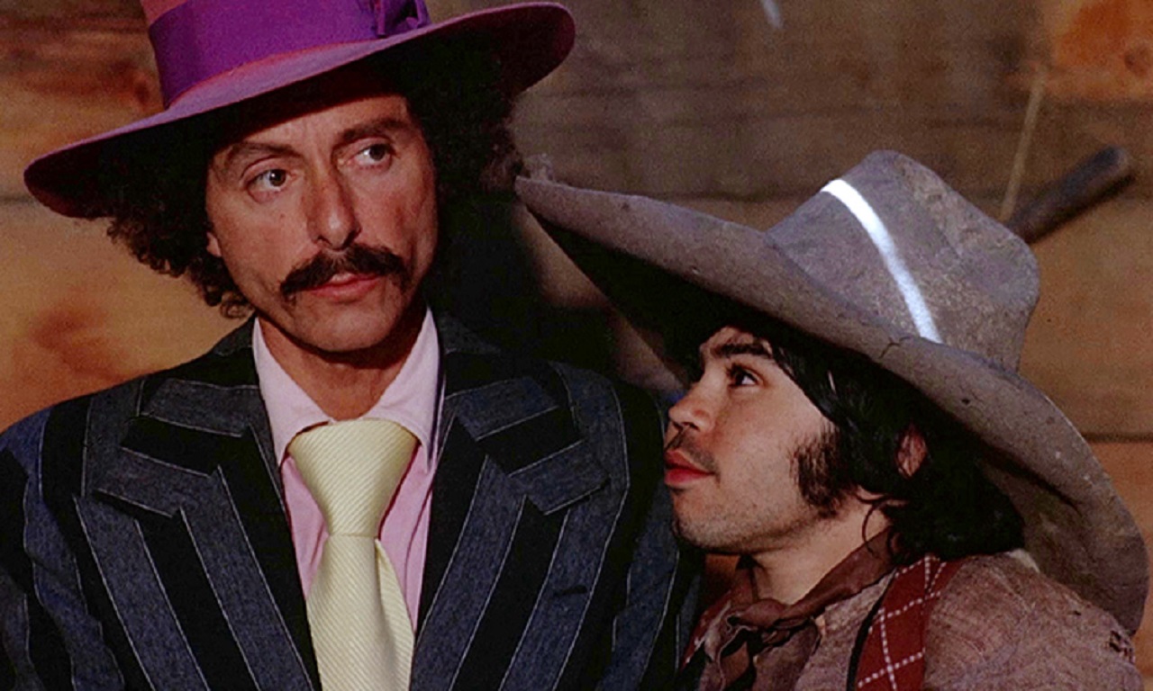 Jessy (Allan Arbus) and Herve Villechaize in Greaser's Palace (1972)